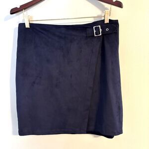 The Limited Women's Navy Faux Suede Skirt 8 Capsule Staple Academia Prep Classic